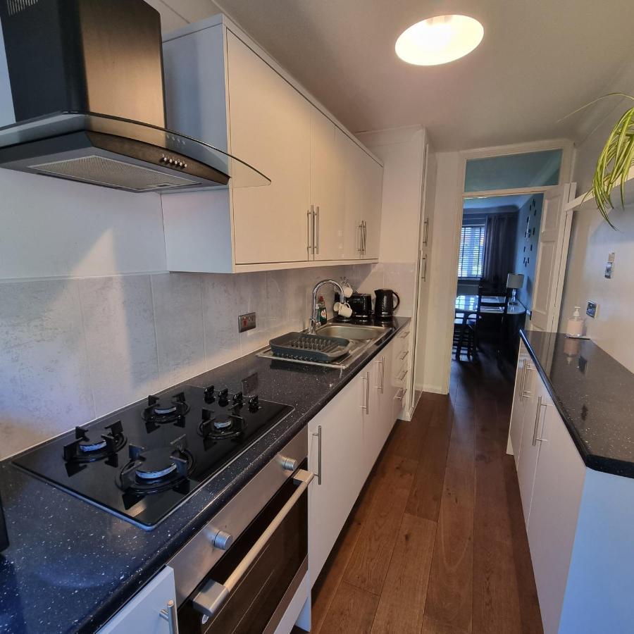 Private One Bedroom Apartment With Garden And Parking Thame Extérieur photo