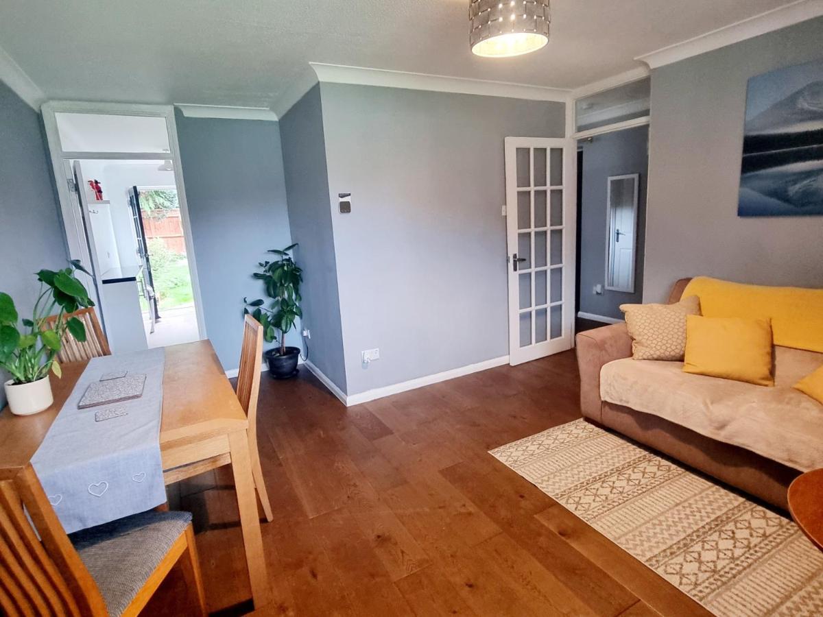 Private One Bedroom Apartment With Garden And Parking Thame Extérieur photo